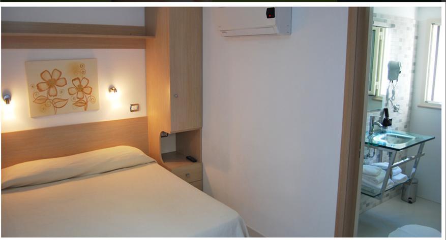 B&B Ala Marina Peschici Bilik gambar